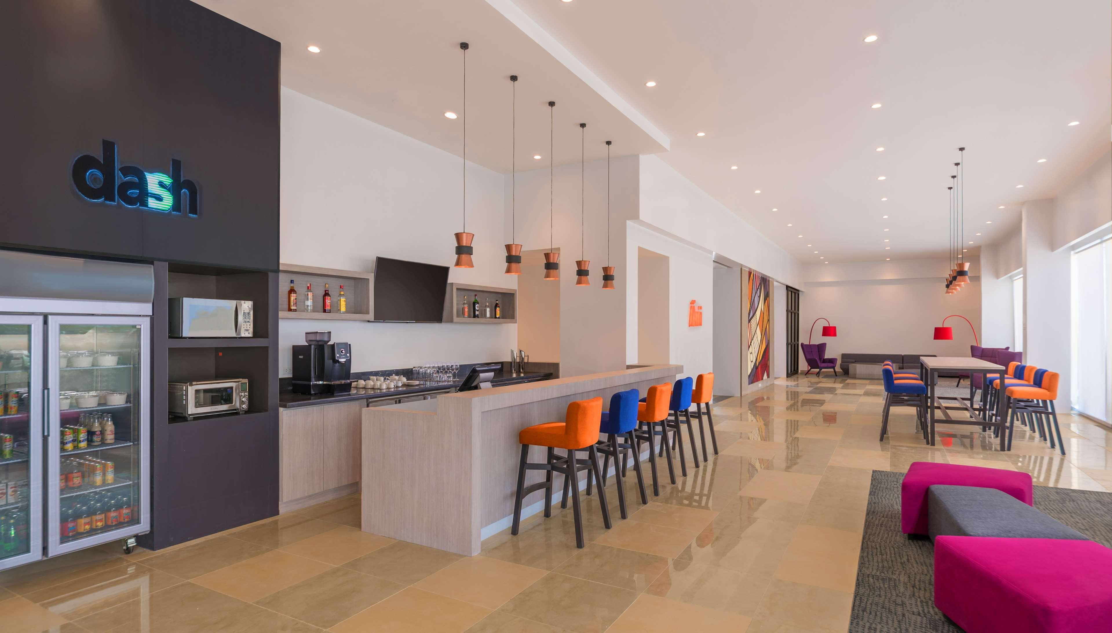 Park Inn By Radisson Iloilo Esterno foto