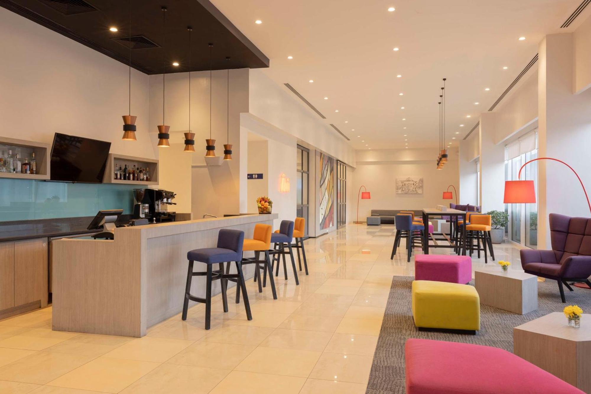 Park Inn By Radisson Iloilo Esterno foto